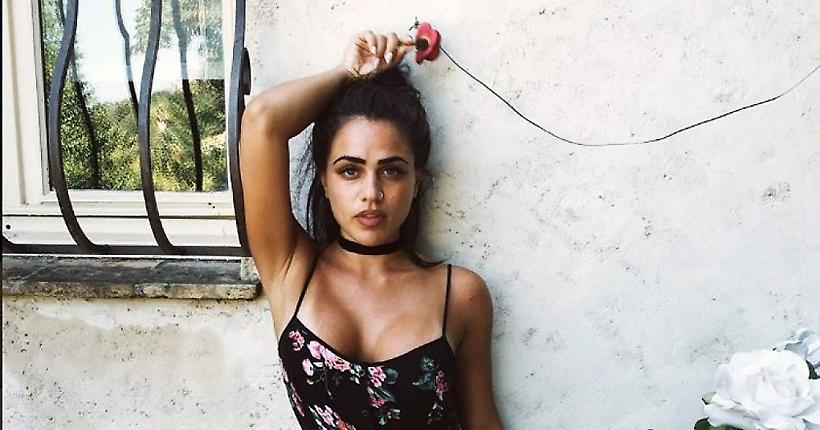 Η Κόνι Μεταξά μας γύρισε την πλάτη της και... τα είδαμε όλα!