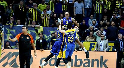 Κάζο ολκής για Φενέρ από Μακάμπι και χαμόγελα για «αιώνιους»!