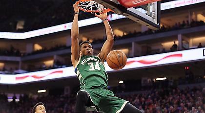 Οι «παπάδες» του Γιάννη στο Σακραμέντο (video)