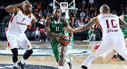 Παλεύει για την… κλοπή η Νταρουσάφακα