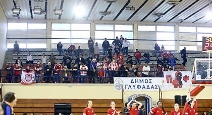 Επεισόδια και διακοπή στον τελικό του γυναικείου μπάσκετ! (video)