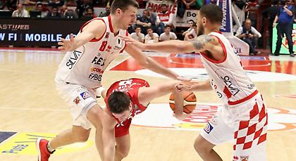 Έπεσε σε… μπλόκο η Αρμάνι