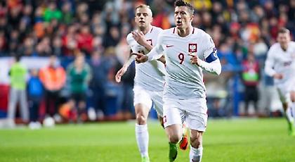 Υπερσιβηρικός Λεβαντόφσκι οδηγεί την Πολωνία στο Μουντιάλ