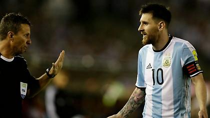 Μέσι: «Δεν έβρισα τον βοηθό. Το είπα στον… αέρα»