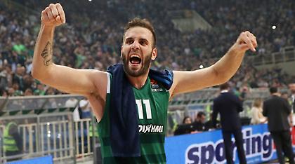 «Τρελάθηκε» ο Παππάς! (pics)