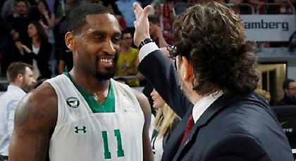 Τα «όργια» του MVP Γουοναμέικερ στο Μπάμπεργκ (video)