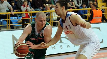 Με φόρα η Μπάνβιτ, λύτρωση στο τέλος για Καρσίγιακα (video)