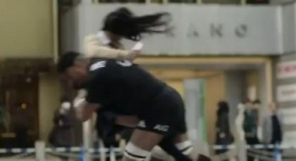 Τα… γομάρια της ομάδας ράγκμπι της Νέας Ζηλανδίας τρομοκρατούν το Τόκιο! Ή όχι; (video)