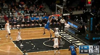 Ιπτάμενος Γκόρντον (video)