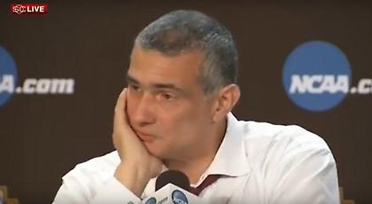 «Λύγισε» ο προπονητής του South Carolina (video)