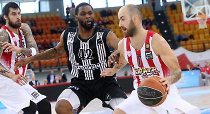 «Ζεστάθηκε» για το… κρύο ο Ολυμπιακός