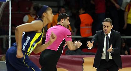 «Τελείωσαν» τον Δικαιουλάκο από τη Φενέρ!