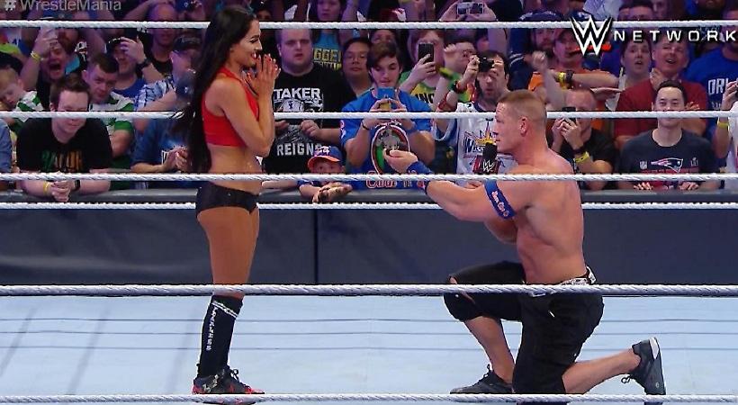 Πρόταση γάμου από τον John Cena στη Wrestlemania (video)