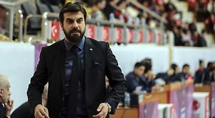 O Φιράτ Οκούλ στη θέση του Δικαιουλάκου