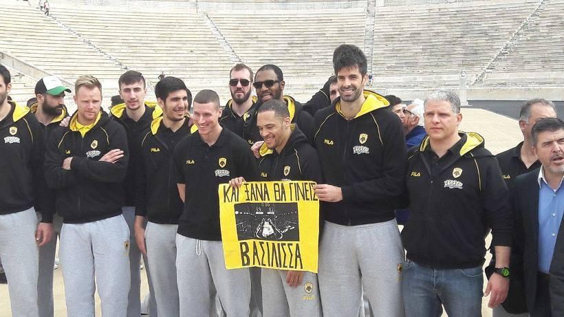 Η ΑΕΚ στον τόπο του θριάμβου (pics)