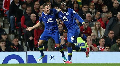 «Πάγωσε» το Όλντ Τράφορντ η Έβερτον (video)