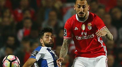 «Ίντερ και Βαλένθια τσέκαραν τον Μήτρογλου»