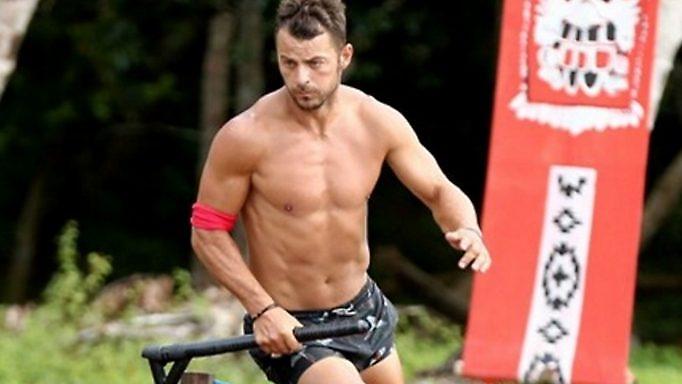 Survivor: Ο Γιώργος Αγγελόπουλος, η γνωστή τραγουδίστρια και η βόλτα με το σκάφος στη Σκιάθο