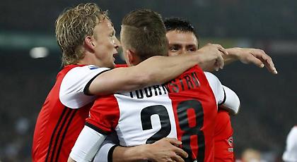 Έφτασαν μια ντουζίνα γκολ Φέγενορντ, Αγιαξ