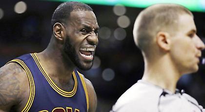 Οι καλύτερες στιγμές του ΛεΜπρον κόντρα στους Σέλτικς (video)