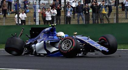 Formula 1: Στις μπάρες το μονοθέσιο του Τζιοβινάτζι (video)