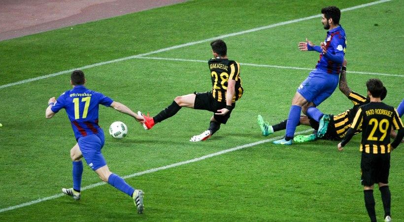 Βαρούχας: «Οφσάιντ το 4-0, δεν δόθηκε πέναλτι στην ΑΕΚ»