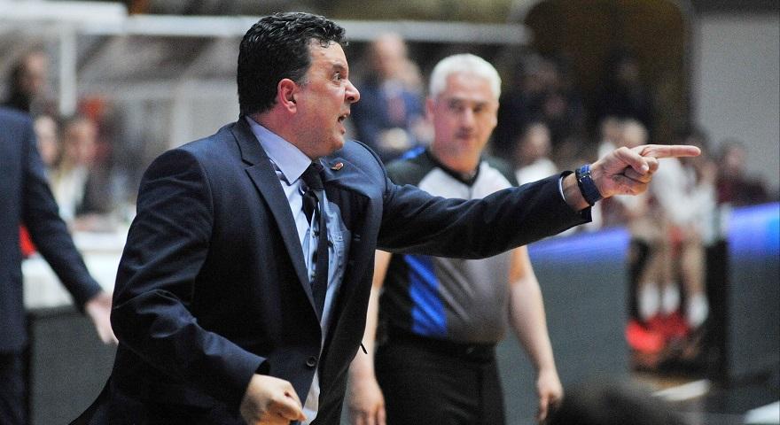 Αγγέλου: «Κοιτάξαμε στα μάτια τον Ολυμπιακό»