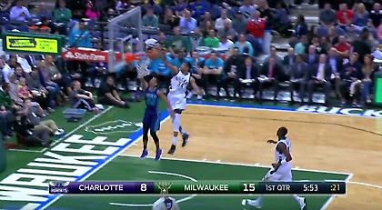 Η τρομερή τάπα του Αντετοκούνμπο στο Top 10 (video)