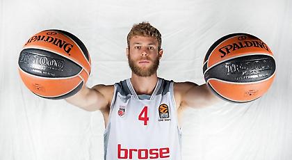 Μετά το τέλος της χρονιάς θα αποφασίσει για το μέλλον του ο Μέλι