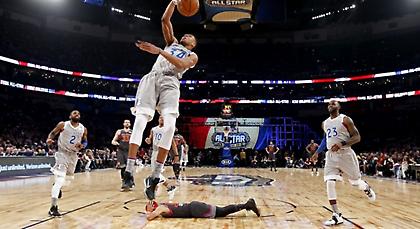 Κάρι: «Καλύτερος χρόνο με τον χρόνο ο Γιάννης»