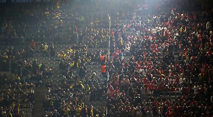 Φοβερό: Οπαδοί της Μονακό φωνάζουν «Ντόρτμουντ»! (video)