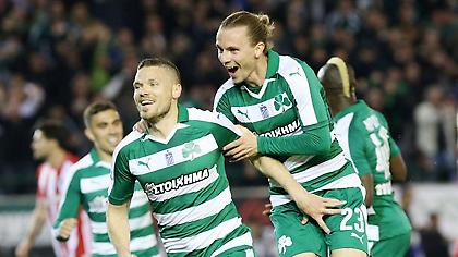 Παρέλαση σκάουτερ στη Λεωφόρο