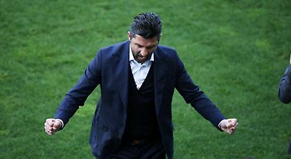 Και τώρα γελάει μ' εμάς ο Ουζουνίδης