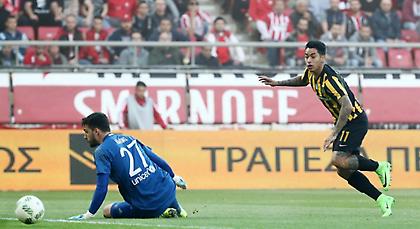 Έτσι «πάγωσε» το Φάληρο ο Αραούχο! (video)