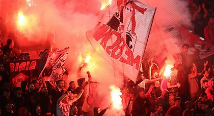 Ένταση μεταξύ οπαδών και αστυνομίας στο «Γ. Καραϊσκάκης»-Χρήση χημικών (video)