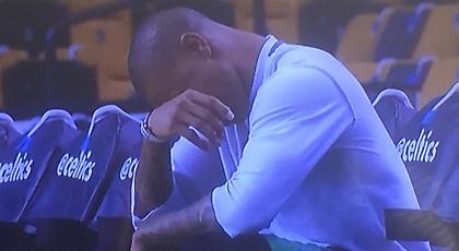 Έκλαιγε στον πάγκο στο ζέσταμα ο Τόμας! (video)