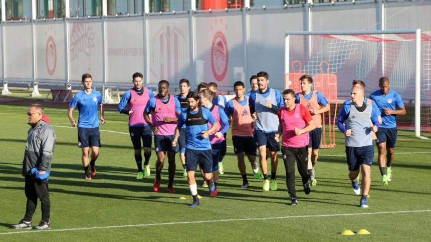 Ξεκίνησε η προετοιμασία του Ολυμπιακού ενόψει ΠΑΣ Γιάννινα