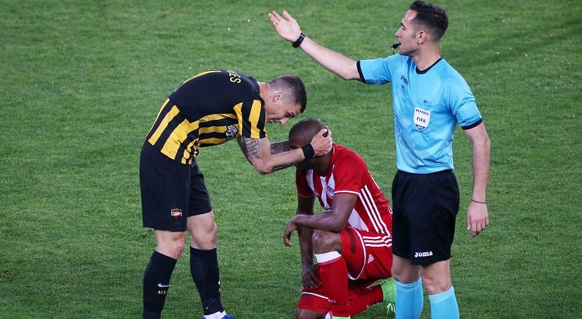 Καταγγέλλει Βράνιες ο Ολυμπιακός