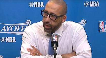 Οι παίκτες των Γκρίζλις πληρώνουν το πρόστιμο στον προπονητή τους