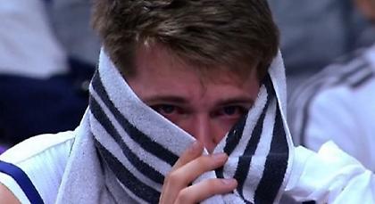 Ξέσπασε σε κλάματα ο Ντόντσιτς στον πάγκο της Ρεάλ (video)