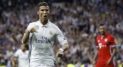 Ο Ρονάλντο τζούνιορ σκοράρει και πανηγυρίζει όπως ο μπαμπάς του! (video)