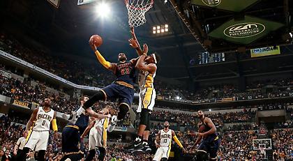 Έβγαλαν «σκούπα» οι Καβαλίερς, ρεκόρ ο Λεμπρόν