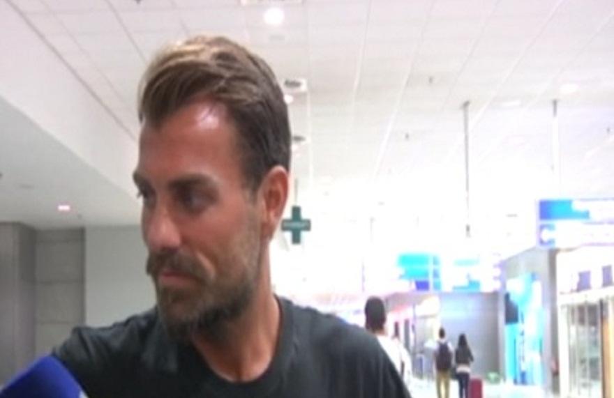 Στέλιος Χανταμπάκης: Οι δηλώσεις του για το Survivor κατά την άφιξή του στο αεροδρόμιο