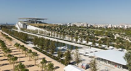 Τρέχουμε χωρίς τερματισμό και προσφέρουμε στα παιδιά