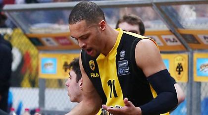 Πρόβλημα στη μέση ο Ντίξον