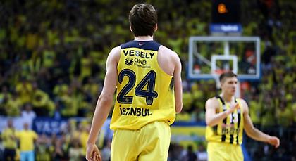 Η τρομερή τάπα του Βέσελι (video)