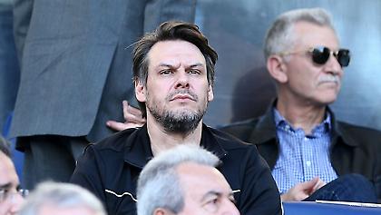 Ο Κιάμος βλέπει ΑΕΚ-Ολυμπιακός (pic)