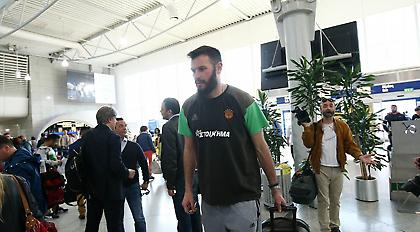 Έφτασαν… αμίλητοι Φώτσης, Τζέιμς και Γκέιμπριελ