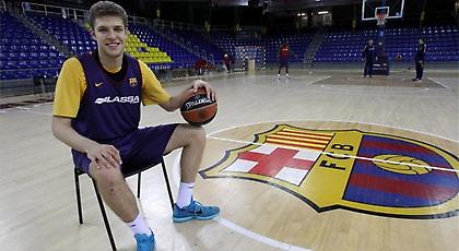 Υποψήφιος για Καλύτερος Νέος παίκτης της σεζόν ο Βεζένκοφ