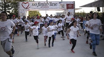No Finish Line: Χιλιάδες δρομείς άρχισαν να τρέχουν για καλό σκοπό στο ΚΠΙΣΝ